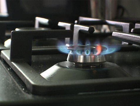 На севере Калуги временно отключат газ   17 и 18 июля в Калуге запланированы работы по переврезке газопровода в районе улиц Дорожная и Тепличная. В связи с этим в северной части города потребителей временно отключат от газоснабжения.