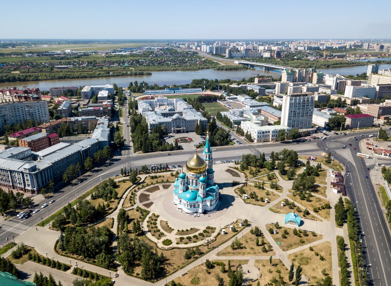 Правительство компенсирует затраты Омской области на помощь гражданам, пострадавшим от паводка   Более 286 млн рублей будет направлено Омской области в качестве возмещения затрат на помощь гражданам, пострадавшим от весеннего паводка в 2024 году. Распоряжение об этом подписано.  Федеральное финансирование покроет затраты регионального бюджета на выплату гражданам: • единовременной материальной помощи,  • финансовой помощи в связи с полной или частичной утратой имущества первой необходимости.    Средства будут предоставлены региону в виде межбюджетного трансферта.  #регионы #господдержка