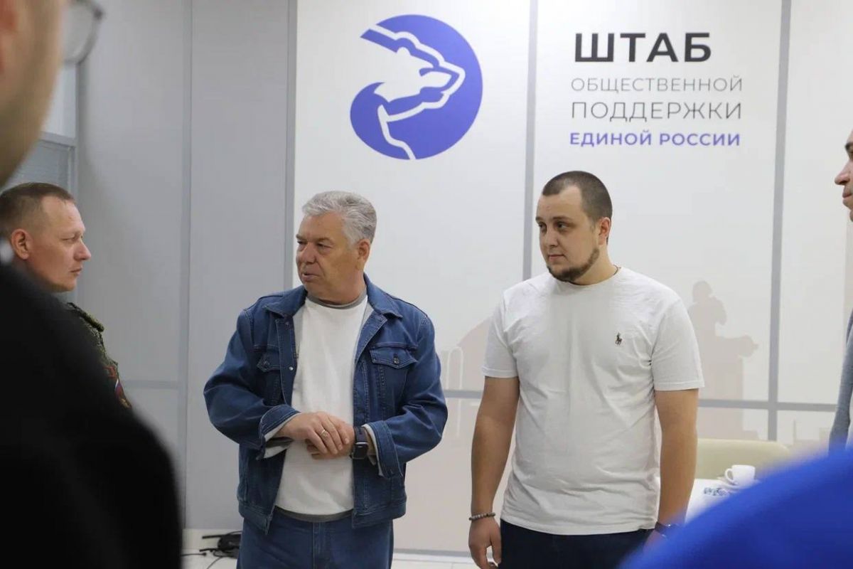 Николай Воробьев: участники специальной военной операции выдвигают свои инициативы в сфере молодежной политики В канун Международного дня молодежи на площадке Штаба общественной поддержки Партии «Единая Россия» состоялась встреча представителей молодежных организаций и участников проекта «Герой 71», инициированного Губернатором Тульской области Дмитрием Миляевым. ↗ Прислать новость Подписаться