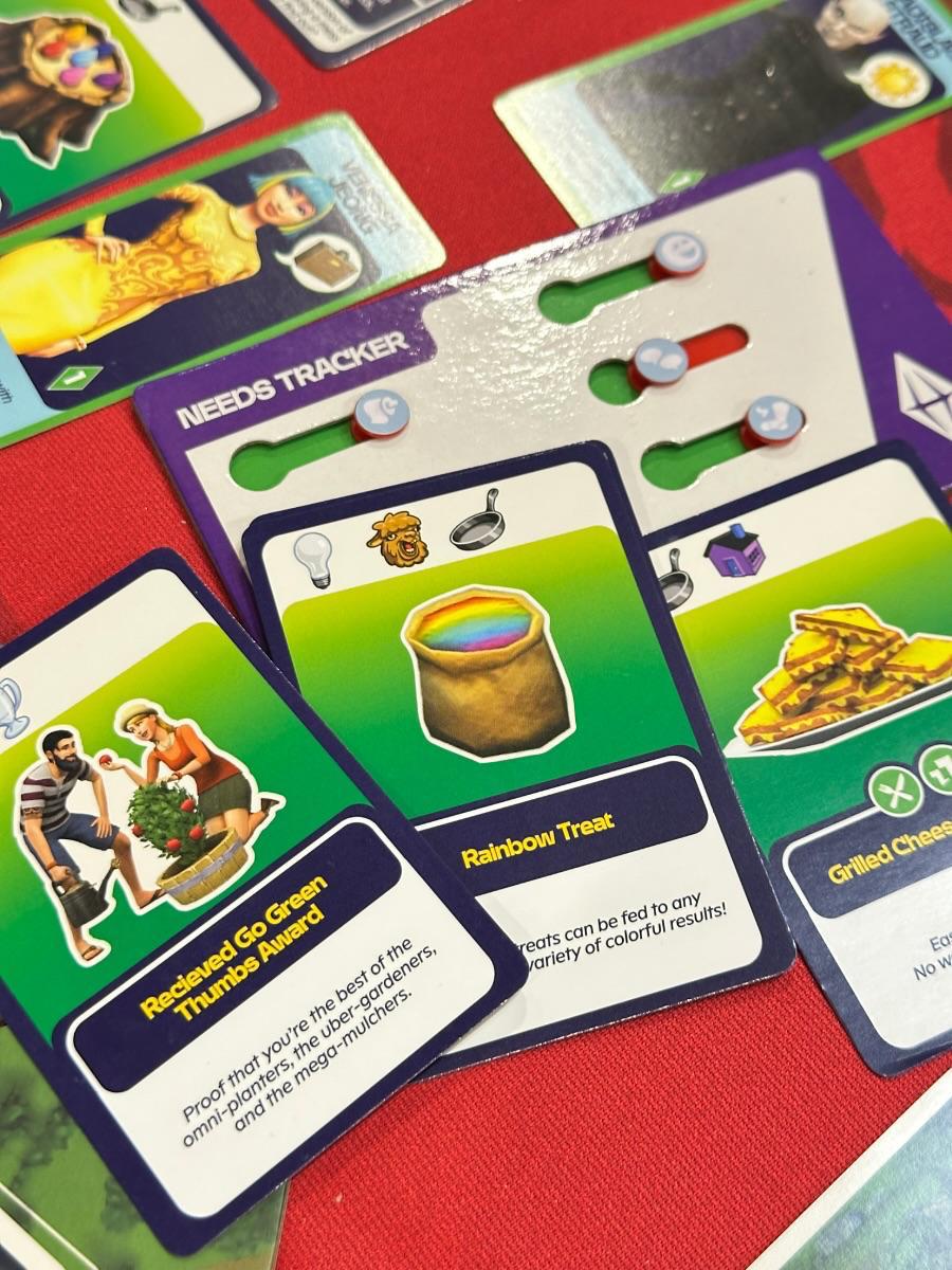 EA выпустила настолку по культовому симулятору жизни The Sims за 19,99 долларов около 1500 рублей . Как и в оригинале, в ней нужно создавать своего персонажа, встречаться с другими героями и строить свою жизнь. В игре представлены трекеры потребностей с подвижными шкалами, а также классические элементы The Sims, в том числе жвачное растение и Белла Гот.