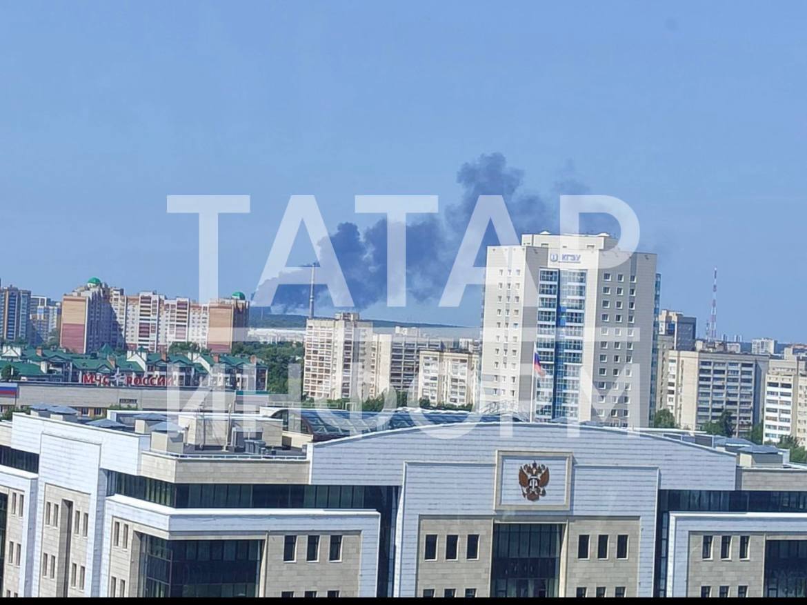 Казанцы заметили густой столб дыма со стороны Юдина Подробности выясняются. Подпишитесь: