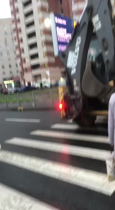 В Калининграде трамвай сбил подростка на Аллее Смелых