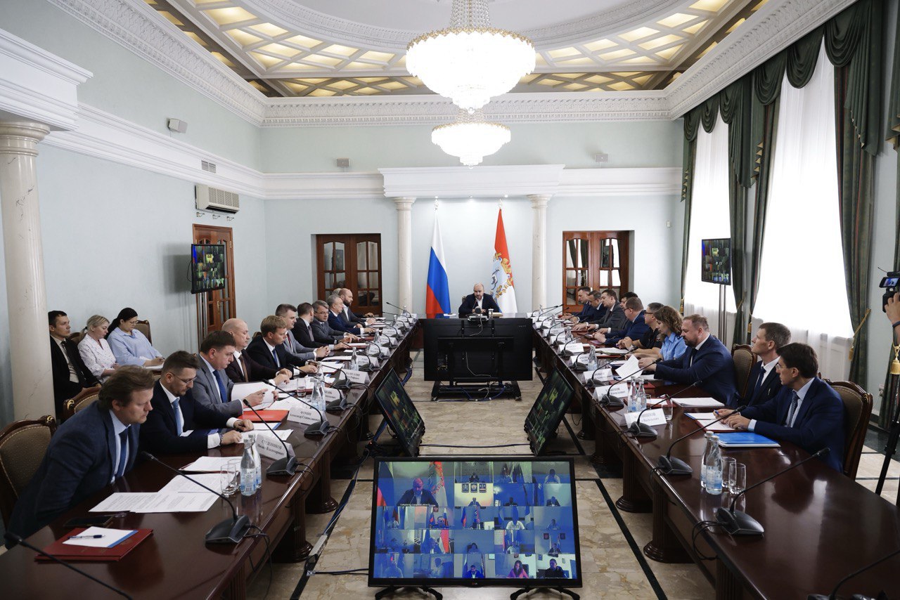 Реализация нацпроектов и порядок в ЖКХ: Вячеслав Федорищев провел заседание координационного совещания В среду, 25 июня, под председательством губернатора Самарской области Вячеслава Федорищева состоялось заседание постоянно действующего координационного совещания по обеспечению правопорядка в регионе. #Общество
