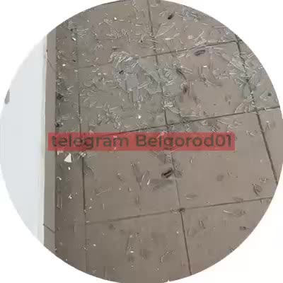 Беспилотник атакует многоквартирный дом в Белгороде: пострадавших нет, повреждены квартиры и автомобили