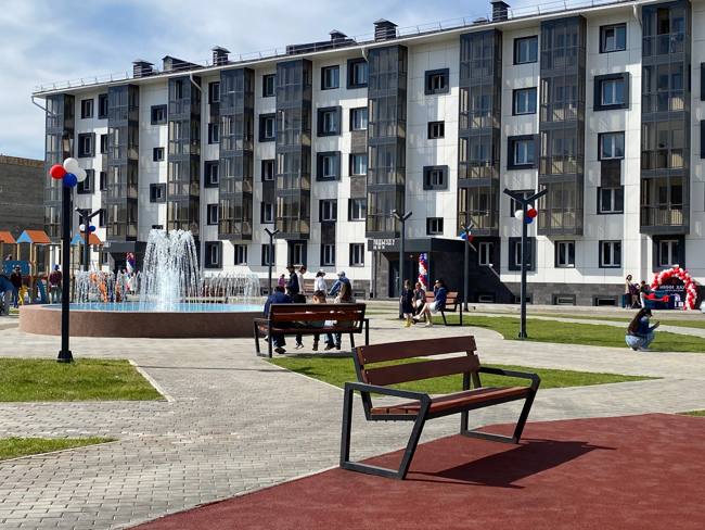 Будет ли продлена ипотека под 2 Владислав Ховалыг в ходе прямой линии сообщил что Минфин РФ и Минстрой РФ поддержали продление программы на 2026 год в объеме 1000 кредитов С момента реализации программы более 3 тысяч семей Тувы оформили льготную ипотеку и приобрели свое жилье