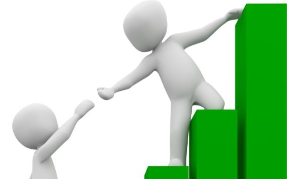 Московская биржа в 2026 году семь субъектов России планируют выпускать народные облигации   globalmsk ru news id 77963 В 2026 году семь субъектов России планируют начать выпуск народных облигаций Такую информацию предоставила Московская биржа Ценные бумаги предназначаются исключительно для физических лиц С их помощью регионы смогут привлекать дополнительные средства на социальные культурные и иные проекты Преимущество такого финансового инструмента отсутствие изменчивости цен Покупка облигаций будет осуществляться через специальную онлайн платформу Для этого потребуется подтвердить свою личность через портал Госуслуги Начать выпуск облигаций планируют Камчатский Приморский и Хабаровский края Магаданская и Амурская области Чукотский автономный округ а также Республика Саха Якутия Этот список могут дополнить и другие регионы Ценные бумаги положительно повлияют на долговую устойчивость территорий Такая стратегия позволит привлекать разные источники заимствований исчезнет завис