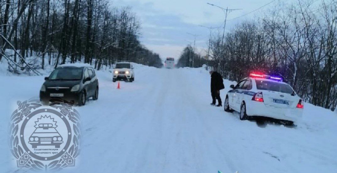 На Камчатке произошло очередное ДТП с пешеходом Сегодня утром в поселке Термальном произошла авария, в которой пострадал пешеход. Подробности – на ИА «Кам 24». Нажмите для подробностей -