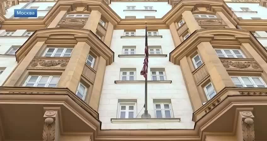Консульский отдел США в Москве возобновил прием визовых документов для журналистов