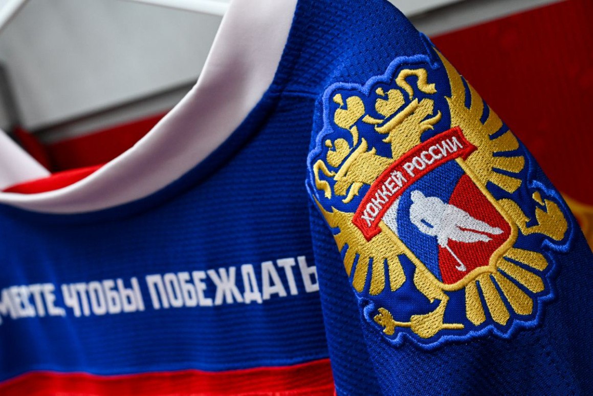 Российских хоккеистов не будет на Олимпиаде-2026 Международная федерация хоккея вынесла окончательный вердикт по недопуску сборной России на Олимпиаду-2026. Ранее глава федерации Люк Тардиф сообщал, что российская команда не будет допущена до соревнований. Ближайшие зимние Олимпийские игры пройдут в феврале 2026 года в итальянских городах Милан и Кортина-д’Ампеццо. Напомним, весной 2022 года международная федерация хоккея отстранила российских спортсменов от участия в международных турнирах даже в нейтральном статусе. Подпишитесь на «Абзац» Добавьте «Абзац» в ленту «Дзена»