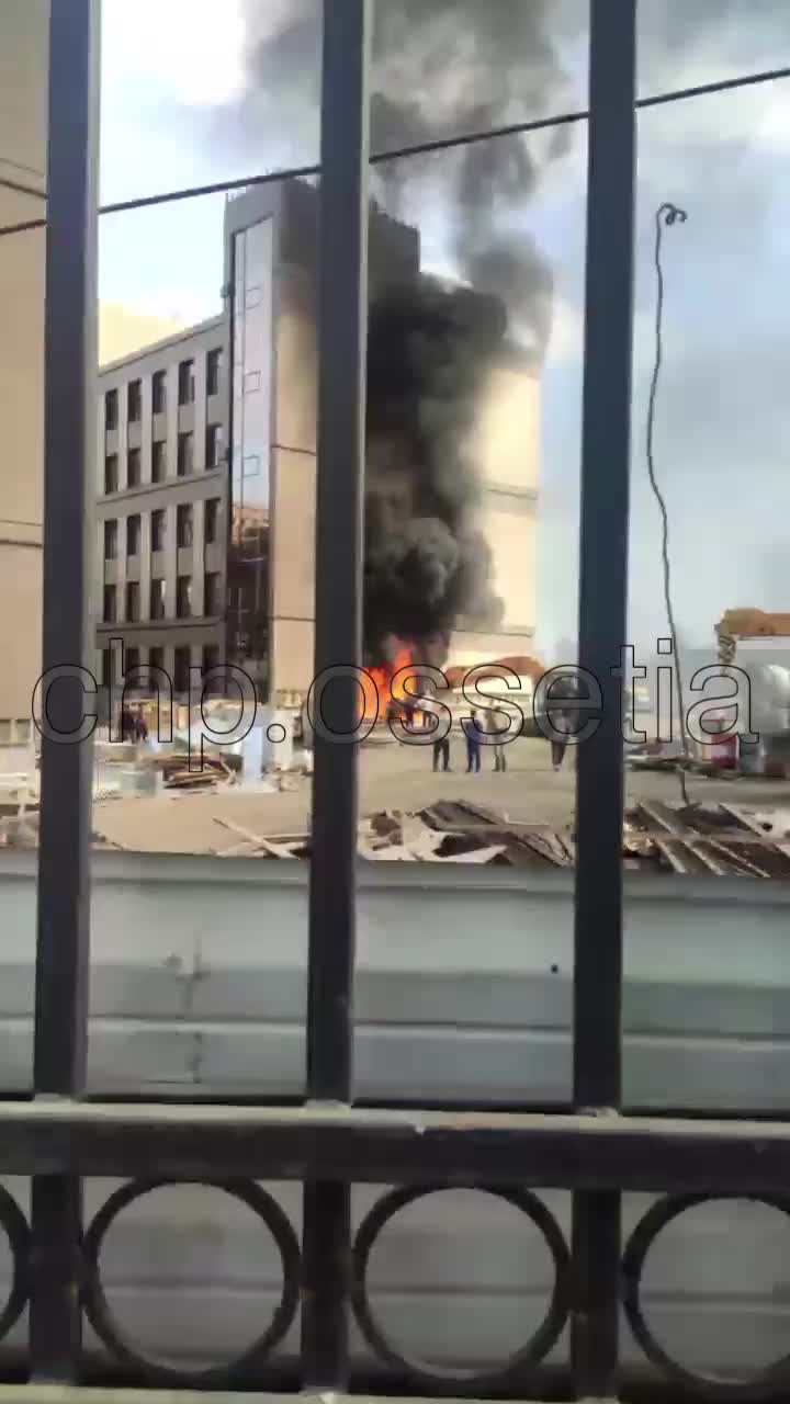 Пожар в военной поликлинике Владикавказа: причины пока неизвестны