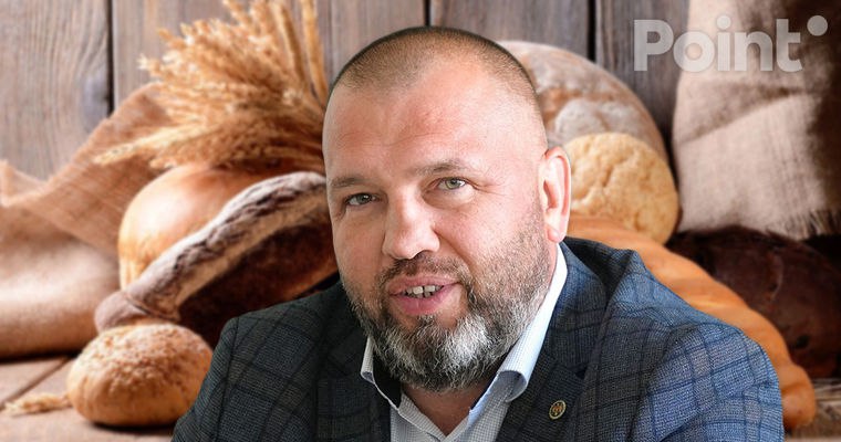 Госсекретарь Минсельхоза: Есть предпосылки для снижения цен на хлеб  В этом году фермеры соберут рекордный урожай пшеницы. Прогнозы настолько обнадеживающие, что хлеб может подешеветь, считает госсекретарь Министерства сельского хозяйства Василий Шарбан.