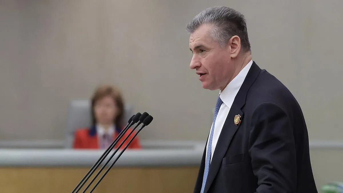 Слуцкий призвал Счётную палату провести тотальную проверку всех фондов капремонта в регионах 13 апреля ДУМА ТВ Лидер фракции ЛДПР Леонид Слуцкий призвал Счетную палату РФ провести финансовую проверку всех региональных фондов капитального ремонта на предмет целевого расходования средств Как сообщается во фракционном Телеграм канале соответствующее письмо направлено Председателю Счетной палаты РФ Борису Ковальчуку ЛДПР получает тысячи обращений от граждан Люди жалуются на то что взносы на капремонт постоянно растут но куда уходят деньги непонятно состояние жилых домов с каждым годом становится только хуже а обещанный ремонт нужно ждать десятилетиями При этом материалы прокурорских проверок публикации СМИ и обращения граждан позволяют утверждать что в деятельности региональных операторов капитального ремонта и подрядных организаций регулярно выявляются грубые нарушения вплоть до хищения денежных средств отметил он Слуцкий также добавил что по итогам аудита ЛДПР подготовит предложения по ужесточению контроля за расходованием данных финансов и пресечению хищений и мошенничества в данной сфере