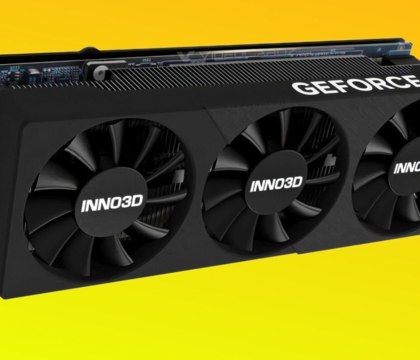 Inno3D представила низкопрофильную GeForce RTX 5060 Low Profile с тремя вентиляторами Компания Inno3Dпродолжает расширять свой модельный ряд графических ускорителей поколения NVIDIA Blackwell На сей раз производитель анонсировал низкопрофильную версию GeForce RTX 5060 Low Profile Габариты новинки составляют 178 69 41 мм что делает ее отличным решением для компактных сборок в форм факторе Mini ITX