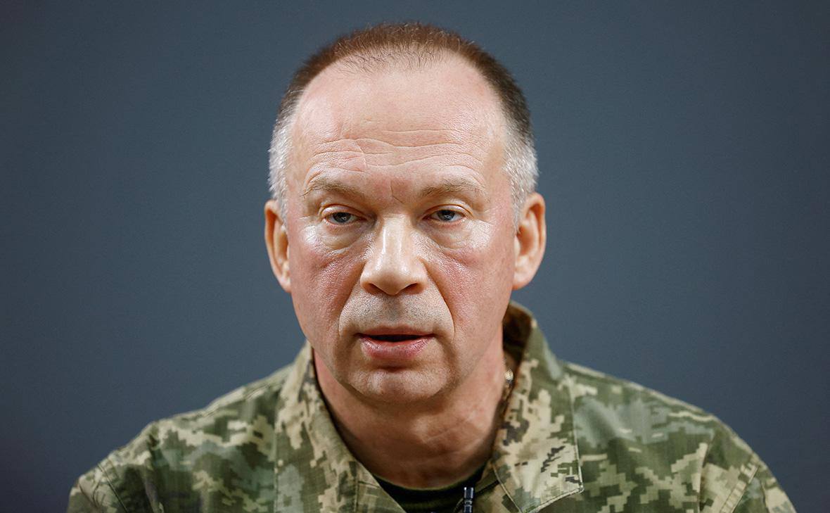 Главнокомандующий ВСУ Сырский заявил:  «Россия намерена сформировать 10 новых дивизий до конца года, поэтому нам необходимо продолжать мобилизацию и проводить подготовительные работы».