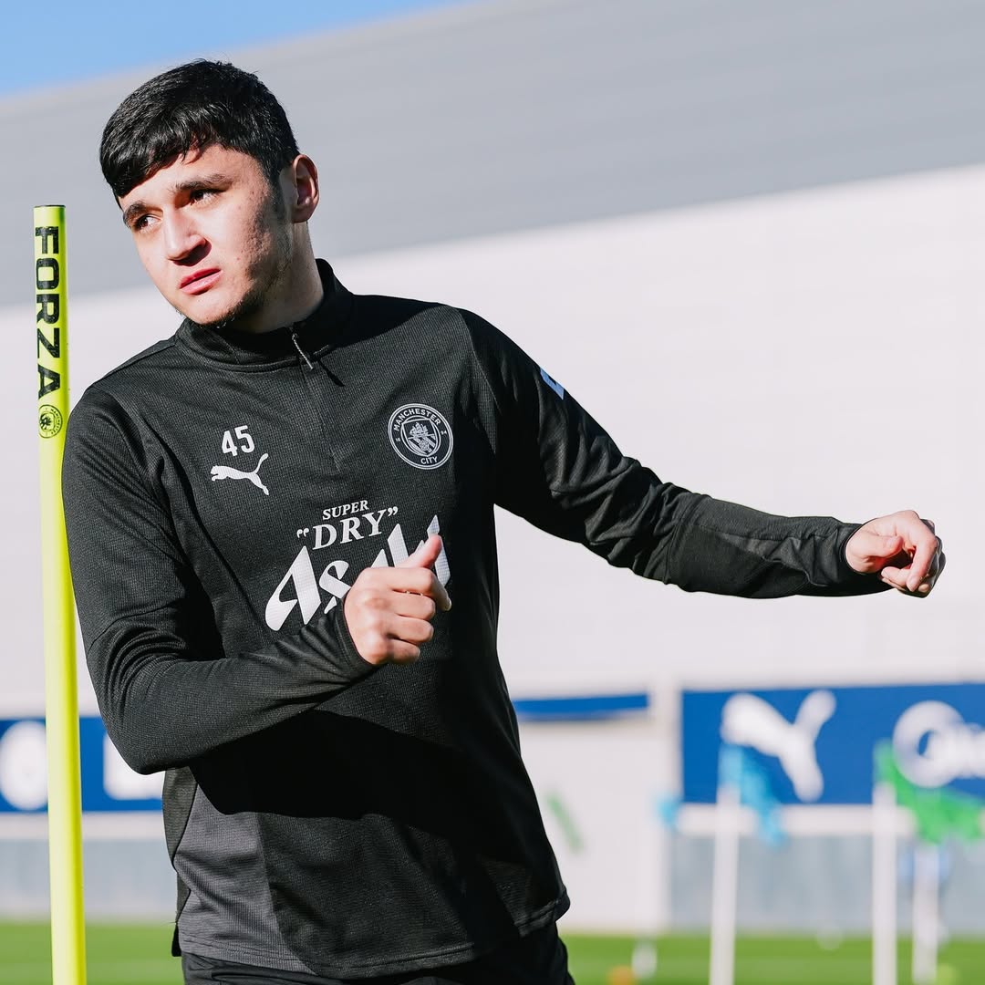 Абдукодир Хусанов стал лучшим молодым футболистом Азии 2025 года по версии Goalpost