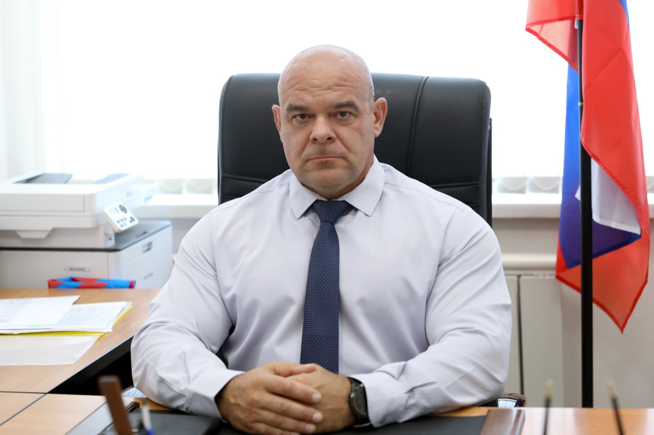 В Долгопрудном назначен заместитель главы округа по безопасности В администрации Долгопрудного - кадровые изменения. Заместителем главы округа по вопросам безопасности назначен Алексей Новиченко. На указанной должности он сменил Александра Погребного. К исполнению обязанностей Алексей Николаевич приступил сегодня, 4 августа. #долгопрудный #безопасностьвДолгопрудном #будьвкурсе