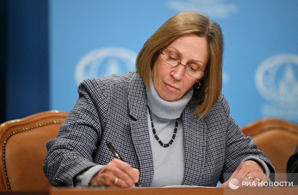 Посол США в России Линн Трейси вскоре завершит свою миссию, завили в американском посольстве в Москве