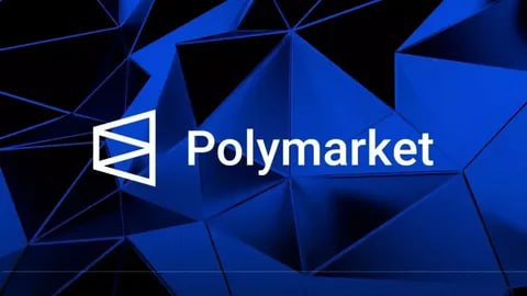 Polymarket анонсировал возвращение в США и предстоящий эирдроп токена POLY Платформа Polymarket занимающаяся ставками на события объявила о выпуске собственного токена POLY и намерении провести распределительный эирдроп Об этом сообщил маркетолог компании Мэттью Модаббер в эфире шоу Degenz Live Модаббер уточнил что Polymarket давно готова выпустить собственный токен но предпочитает подойти к процессу обстоятельно и ответственно стремясь создать действительно полезный продукт с длительным жизненным циклом Тем временем главная задача платформы заключается в возвращении на американский рынок запрет на работу в котором действовал с 2022 года Полностью восстановившись в США компания перейдет к реализации плана по распространению токенов