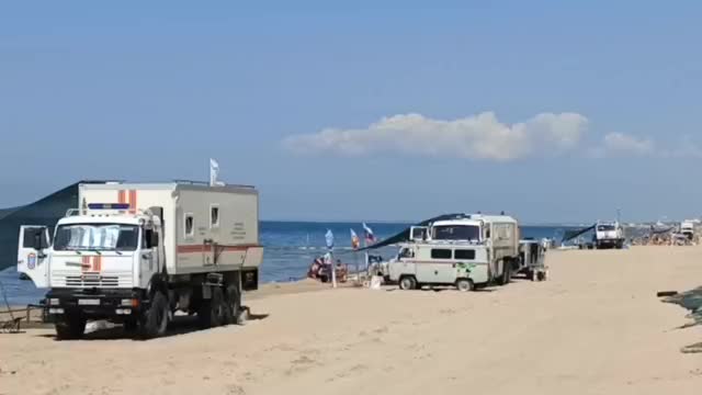 Очистка морского дна в Анапе: 821 мешок мазута собрали водолазы