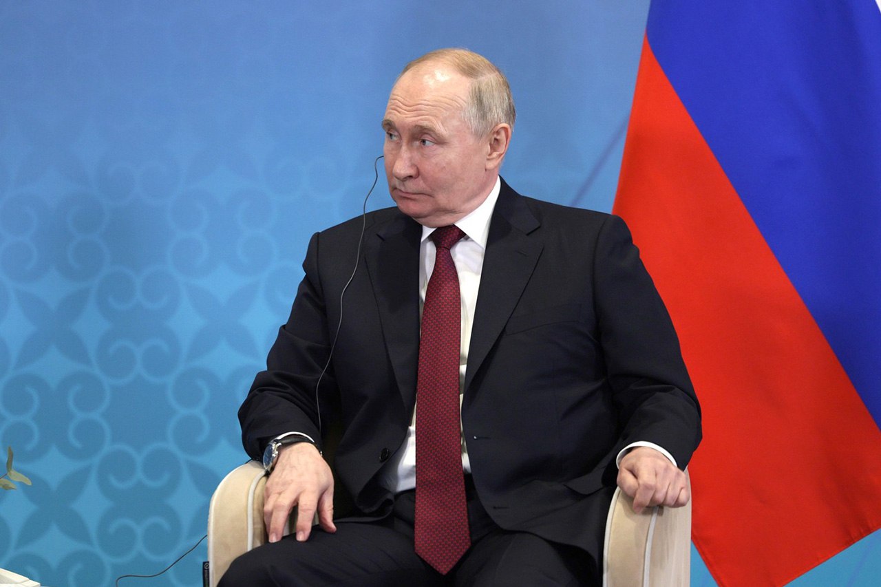 Путин выделил ключевые задачи в сфере беспилотных технологий         МОСКВА, 14 августа, ФедералПресс. Президент России Владимир Путин в приветственном обращении к участникам и гостям международного форума «Беспилотные системы: технологии будущего» отметил, что государство намерено создавать все условия для эффективной работы регуляторных механизмов в этой сфере. Сообщение с текстом обращения опубликовано на официальном сайте Кремля.  Подробнее
