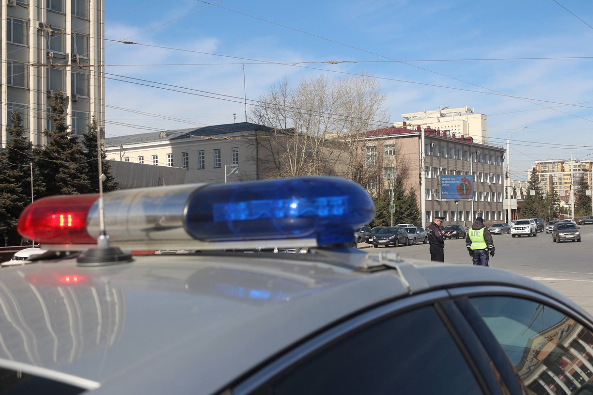 Центр Омска перекроют на два дня на время Рождественского полумарафона  С 8:00 6 января до 21:00 7 января в Омске будет временно закрыто движение по улице Ленина. Перекрытие затронет участок от улицы Интернациональной до площади Победы, включая Соборную площадь. Кроме того, 7 января с 12:00 до 17:00 движение также будет ограничено на улице Ленина от площади Победы до улицы Лермонтова, а также на улице Герцена от улицы Интернациональной до улицы Ленина, включая площадь Победы.  Обратите внимание на изменения в движении и планируйте свои маршруты заранее, чтобы избежать неудобств.