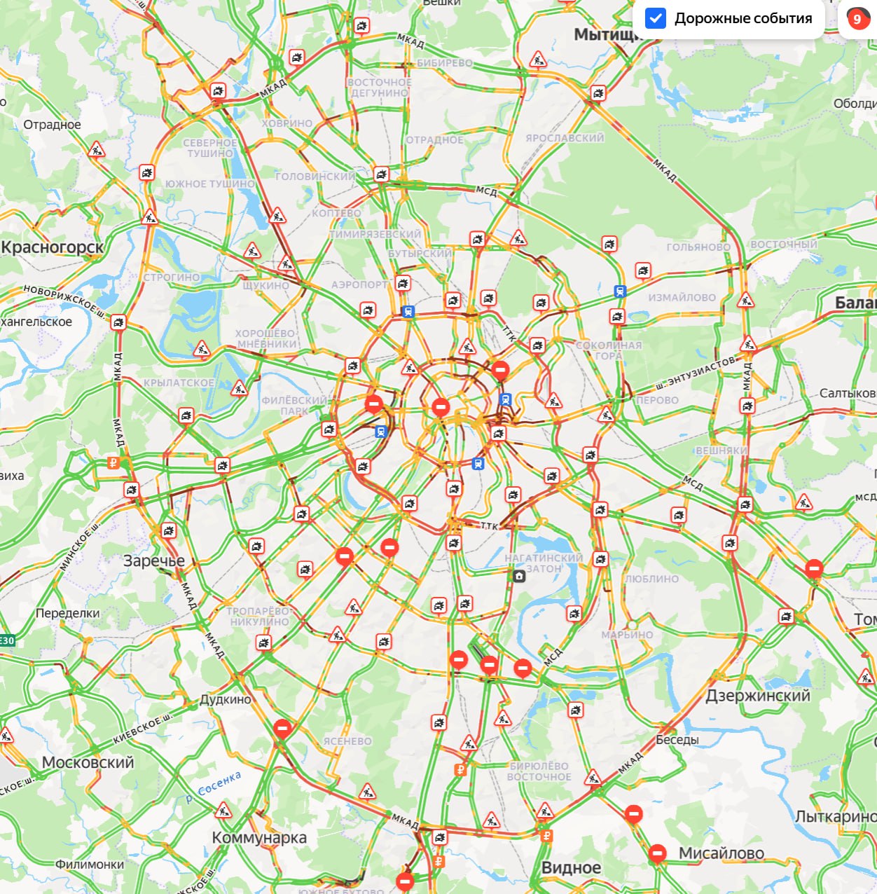 До 9 баллов выросли пробки вечером в четверг Тем временем Дептранс предупреждает что движение временно закрыто на Покровке внешней стороне Садового кольца в районе Земляного Вала и на Конюшковской улице перед площадью Свободной России Подпишись на Агентство Москва Мы в МАХ