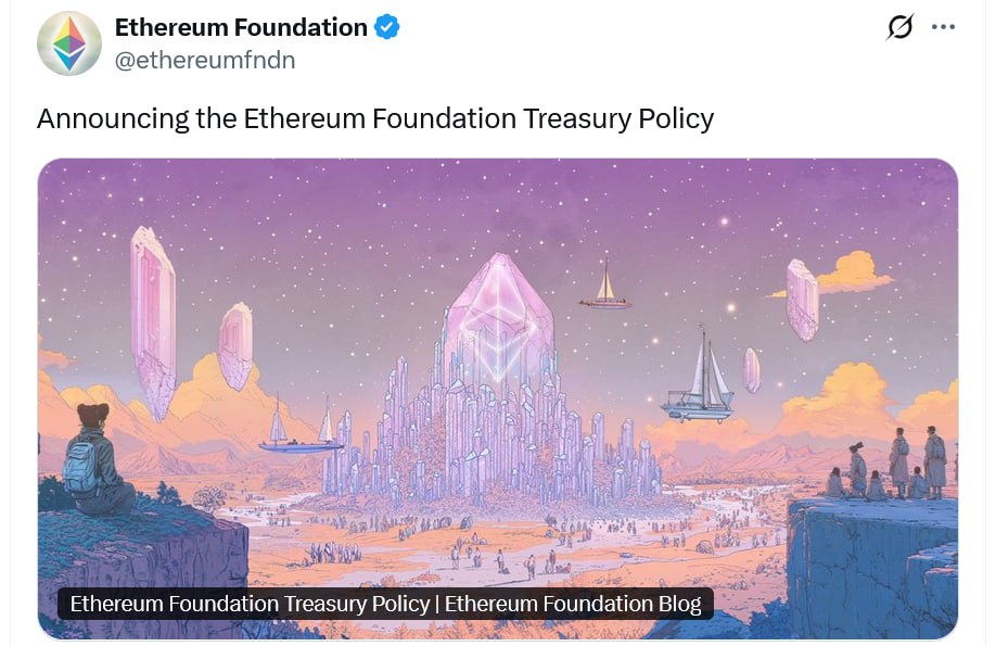 2 Ethereum Foundation ужесточает казначейскую политику: у проекта 2,5 года запаса Фонд Ethereum объявил о новой стратегии управления капиталом и прозрачности — на фоне давления рынка и критики в адрес недавних распродаж ETH. Впереди — 18 «поворотных» месяцев, от которых зависит устойчивость всей экосистемы. Что случилось? EF обновила политику — теперь расходы будут соотноситься с размерами резерва и рыночными условиями У фонда осталось 2,5 года runway: если не усилить контроль и доходность — средства закончатся Главная цель — продержаться до конца 2026 года, который фонд считает «поворотным для Ethereum» Что изменится? Теперь EF будет публиковать квартальные отчёты по активам, прибыли и структуре расходов Более активное использование DeFi-протоколов: уже размещено 45 000 ETH $120m в Aave, Compound и Spark Внутренние команды разработки оптимизируют — часть сотрудников уже уволена Почему это важно? ETH по-прежнему отстаёт от BTC и SOL — на 46,5% ниже пиков 2021 года Впервые за долгое время EF поддерживает конкретные DeFi-протоколы, отходя от нейтралитета Фонд нацелен на долгосрочную устойчивость, но сообщество требует большей прозрачности и эффективности Что вы думаете о новом курсе? — Хорошая стратегия, ждал а этого — Слишком поздно, нужно было раньше — Поддержка DeFi - верный шаг для экосистемы