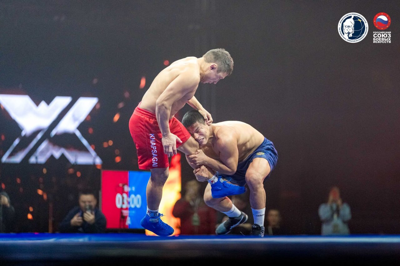 Более 500 спортсменов соберет международный турнир Гран при Ханалас хапсагайа в Якутске В Якутске 7 8 февраля пройдёт II Международный турнир по борьбе хапсагай Гран при Ханалас хапсагайа одно из крупнейших событий в календаре национальных видов борьбы Турнир соберёт более 500 спортсменов из регионов России а также из Монголии Китая Индии Грузии Кыргызстана Азербайджана Узбекистана Италии и Эстонии Общий призовой фонд турнира 5 млн рублей ulusmedia Читайте нас в MAX gazetahangalas