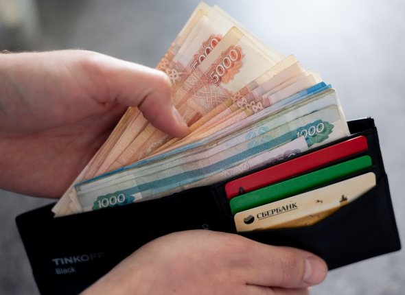 Финансовый стресс почти четверть россиян тратят более 40 дохода на еду Многие россияне покупают еду для борьбы со стрессом Читать подробнее на сайте
