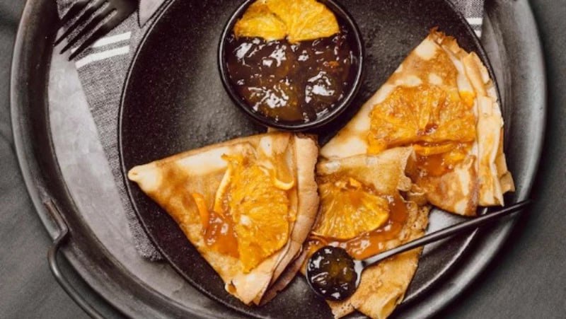 Рецепты блинов на каждый день Масленицы 2026 Масленица 2026 года пройдет с 16 по 22 февраля Нас ждут семь дней наполненных ароматом свежей выпечки и радостью предвкушения весны Круглый золотистый блин главный символ праздника олицетворяющий солнце и изобилие По ссылке гид рецептов на каждый день вкусной недели Подписаться на нас Telegram I MAX Прислать нам новость Sakhonlinebot