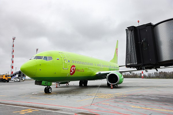 Авиакомпания S7 Airlines возобновила авиасообщение между Камчаткой и Иркутском Авиакомпания S7 Airlines возобновила рейс из Иркутска в Международный аэропорт Петропавловск-Камчатский Елизово . Полеты запланированы каждую среду, начиная с 21 мая. Об этом сообщает AVIA.RU. Рейсы выполняются на воздушных судах Boeing 737-800. Вылет из Иркутска по вторникам назначен на 23:50, прибытие на полуостров в 08:35 в среду, обратный вылет из аэропорта Елизово – на 09:50, с прибытием в Иркутск в 11:05. Для каждого пункта указано местное время. aviaru.net/n283711
