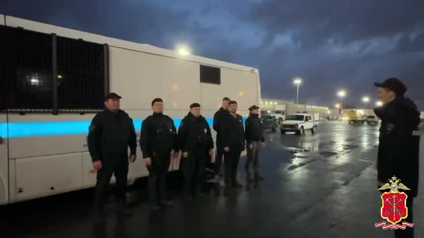 Полиция Петербурга задержала 98 мигрантов в ходе рейда на стройках