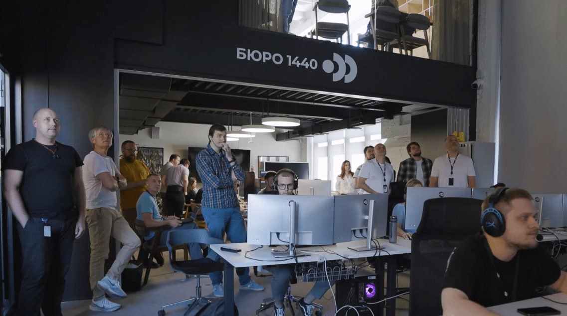 Пока не полетели Запуск первых 16 спутников широкополосного доступа в интернет в России отложили на неопределённый срок При этом через два года на орбите их должно быть около 300 Сколько будет стоить подключение     kod ru internet sputniki