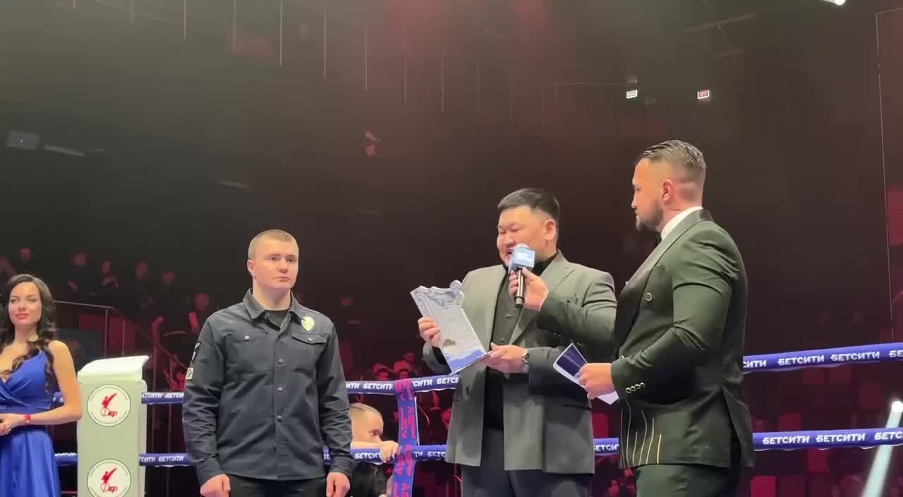 Лига RCC Fair Fight признана лучшим промоушеном России, Ростислав Варнавский стал лучшим бойцом года