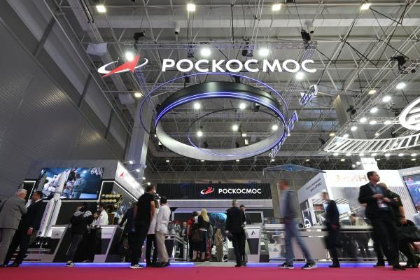 В Роскосмосе заявили о завершении лётных испытаний системы для изучения ионосферы В неё входят четыре спутника Два аппарата были выведены на орбиту в ноябре 2024 го остальные в июле этого года Следующий этап ввод комплекса в эксплуатацию отметили в госкорпорации Там рассказали что с его помощью учёные смогут исследовать структуру ионосферы колебания электромагнитных полей состав земной атмосферы и распределение озона в её верхних слоях Подписаться на Говорит Москва Telegram VK MAX