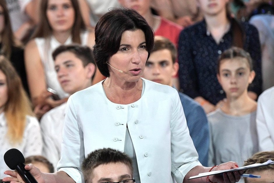 Путин присвоил Ираде Зейналовой дипломатический ранг чрезвычайного и полномочного посла Соответствующий указ подписал президент России Владимир Путин vesti az