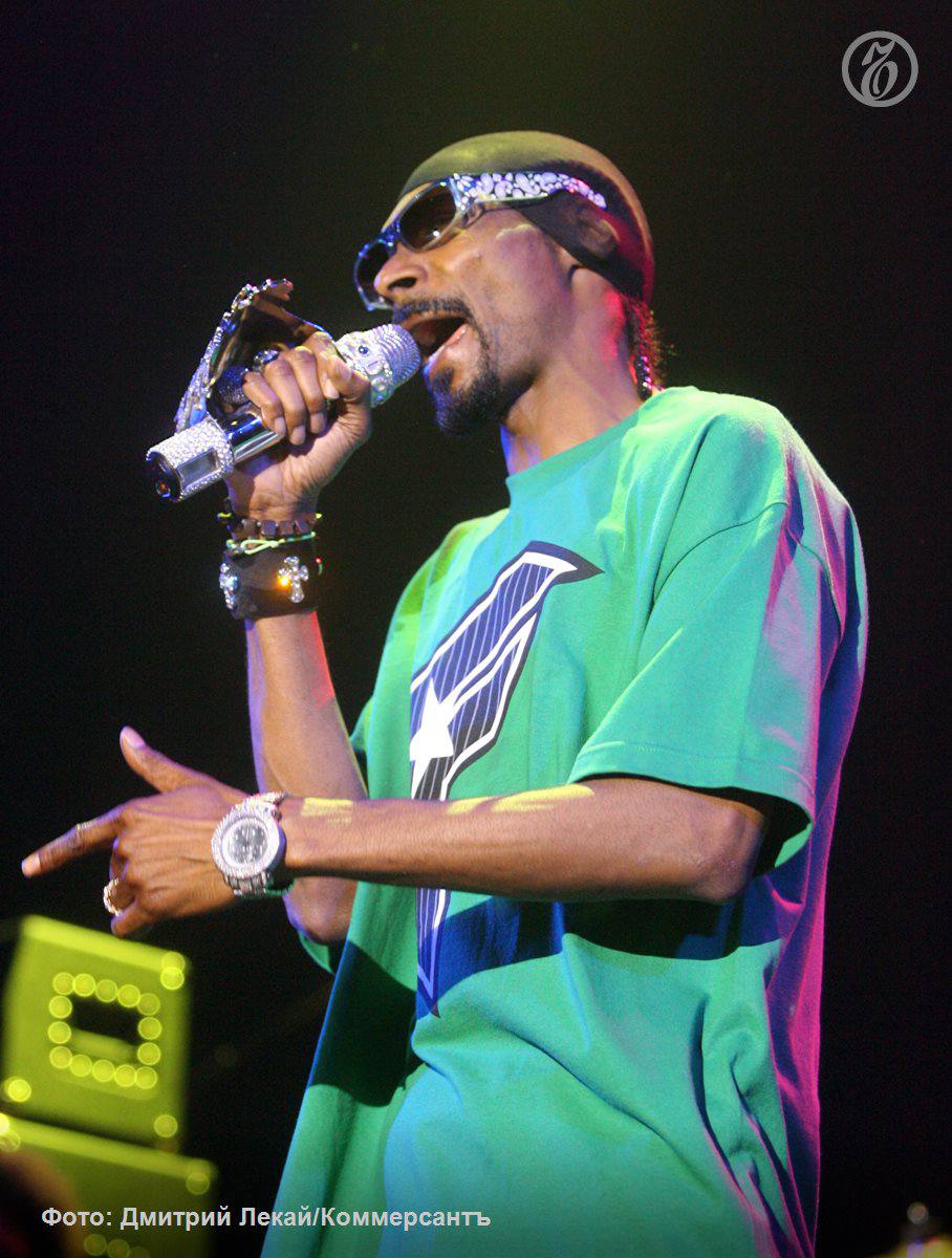 Рэпер Снуп Догг назначен почетным тренером сборной США на Олимпиаде 2026 сообщил Олимпийский комитет страны Известный своей страстью к общественной деятельности наставничеству и поддержке молодежи Снуп привнесет свой фирменный юмор и душевность чтобы мотивировать спортсменов сборной США говорится в релизе Подписывайтесь на Ъ Оставляйте бусты