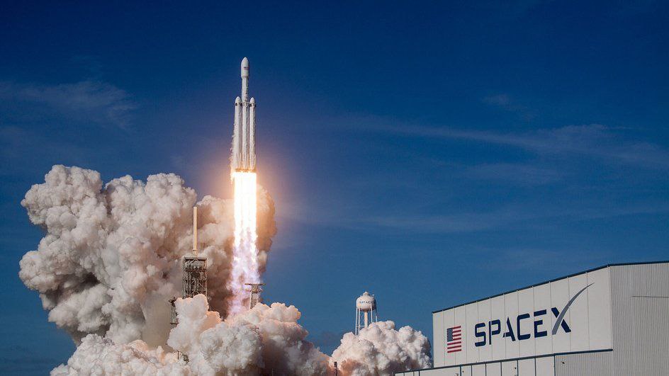 Космические силы США заключили контракт с SpaceX на развертывание новой секретной сети связи MILNET SATCOM на сумму не менее $13 млрд.