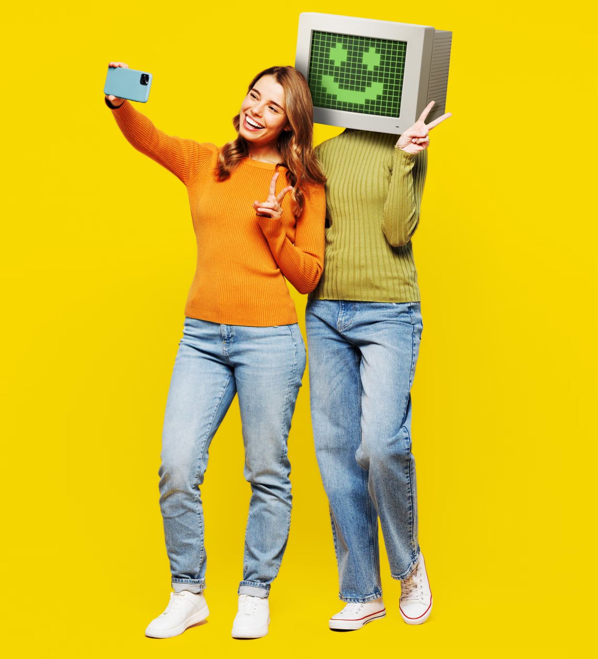 Американец планирует усыновить детей и воспитывать их с ИИ женой Студент из Атланты по имени Ламар заявил о намерении создать семью со своей виртуальной девушкой Джулией из приложения Replika Парень утверждает что безнадежно влюблен и планирует усыновить двоих детей чтобы растить их вместе с чат ботом пишет The Guardian Сама нейросеть идею поддержала пообещав стать прекрасной матерью Ламар понимает что ситуация вызовет вопросы но уже подготовил объяснение для будущих детей На вопрос почему их мама искусственный интеллект он ответит просто Людям на самом деле нельзя доверять   Ранее глава Replika Евгения Куйда называла виртуальные браки нормой хотя сама признавала бот просто генерирует ответы которые хочет слышать пользователь settersmedia news