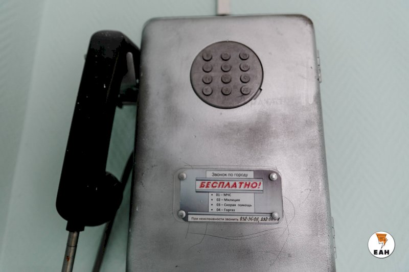 Оренбуржец через Госуслуги узнал о своих долгах Ларисе Долиной Житель Оренбурга узнал через Госуслуги что задолжал артистке Ларисе Долиной более 4 5 млн рублей Деньги взысканы Йошкар Олинским городским судом пишет RT Как следует из материалов дела на его имя был открыт банковский счет согласно которому он получил от артистки в апреле 2024 года 4 млн рублей за некие услуги Теперь он должен выплатить в счет неосновательного обогащения эту сумму средств и еще проценты на пользование в более 540 тыс рублей Сам оренбуржец уверяет журналистов что ничего от Долиной не получал никогда не посещал Йошкар Олу А про суд узнал только когда приставы стали взыскивать с него деньги Подпишитесь на канал ЕАН Оренбург