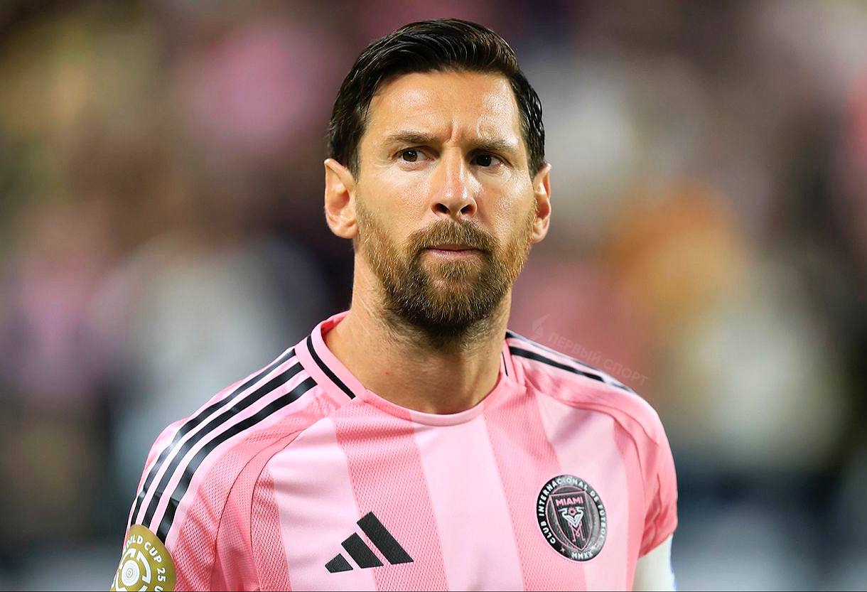 Месси лучший ассистент в истории футбола аргентинец сделал 405 ю голевую передачу в карьере в матче плей офф МЛС с Нью Йорк Сити По этому показателю за всю историю Месси обошёл Ференца Пушкаша 404 легендарного форварда Реала и сборной Венгрии Всего 38 летний Месси набрал 1301 очко 896 405 в 1135 матчах у Роналду к примеру 1213 очков в 1298 матчах за карьеру