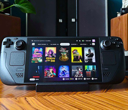 Steam Deck 2 выйдет в 2028 году Kepler L2 Инсайдер Kepler L2 сообщил на форуме NeoGAF что портативный ПК нового поколения от Valve придется ждать несколько лет Речь идет о Steam Deck 2 Устройство якобы выпустят в 2028 году Ранее представители Valve уже заявляли что не собираются торопиться с выпуском Steam Deck 2