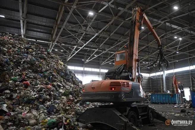 Мусорный завод Островский получил разрешение на ввод Работы по его запуску проведут в первом квартале 2026 года Общая мощность КПО Островский составит 600 тысяч тонн в год по утилизации 360 тысяч тонн в год Telegram Все каналы Фонтанки Max