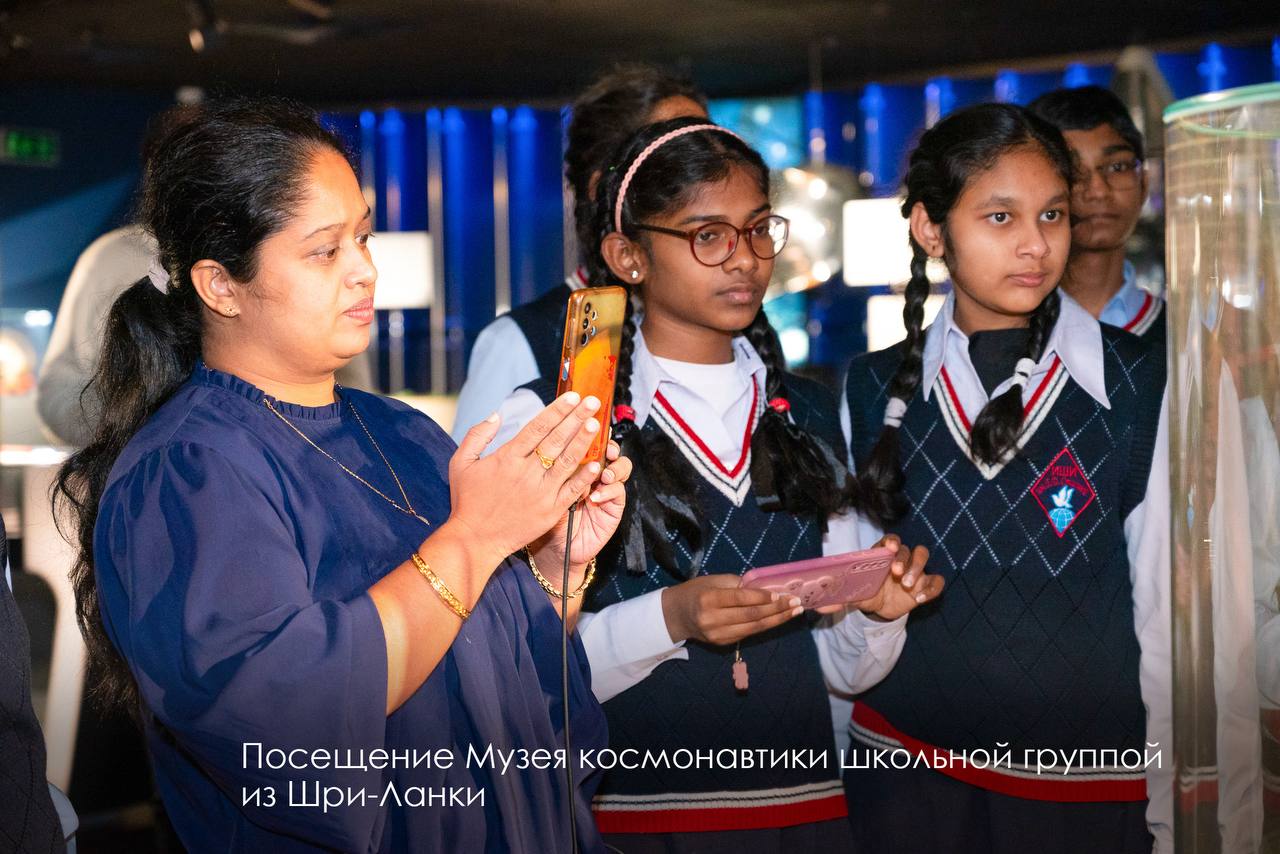 Москва запускает цикл масштабных проектов на базе городских музеев, рассказал Сергей Собянин. Полотна именитых художников из фондов Русского музея покажут на выставке «Образ Москвы в русском искусстве» на ВДНХ. Там же в павильоне «Рабочий и колхозница» можно будет увидеть произведения русского авангарда. Национальный музей ремесел Дели также привезет уникальную коллекцию тканей в «Царицыно». — В планах до 2030 года — обменные выставки и совместные проекты с музеями Мексики, Китая, Бразилии и других стран, — отметил глава города.