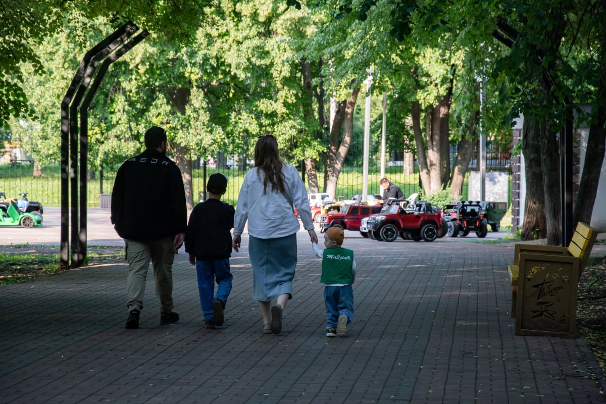 БО   Новости В Татарстане могут утвердить методичку по продвижению традиционных ценностей для органов власти. Это нужно для единого подхода к политике их сохранения. Проект проходит антикоррупционную экспертизу.   Так, в сфере культуры рекомендуется распространять контент, способствующий продвижению таких ценностей через спектакли, концерты, выставки, фестивали и т. д. В информационном поле популяризировать духовно-нравственные ценности и патриотизм рекомендуют через соцсети, блоги и порталы.   В сферах образования могут создать дополнительные программы профессионального обучения, распространять специальную литературу, проводить соответствующие мероприятия.  ℹ   : БО   Новости @