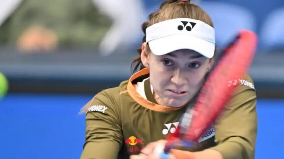 Елена Рыбакина узнала соперниц по группе Итогового турнира WTA 2025 Сегодня 28 октября состоялась жеребьёвка Итогового чемпионата WTA 2025 в одиночном и парном разрядах который пройдёт с 1 по 8 ноября в Эр Рияде Саудовская Аравия Согласно результатам жеребьёвки турнира в одиночном разряде Рыбакина выступит в группе Серены Уильямс где её соперницами станут вторая ракетка мира Ига Швёнтек из Польши американки Аманда Анисимова и Мэдисон Киз Группа Штеффи Граф Арина Соболенко Коко Гауфф Джессика Пегула Жасмин Паолини Группа Серены Уильямс Ига Швентек Аманда Анисимова Елена Рыбакина Мэдисон Киз t me SPORTARENAKZ