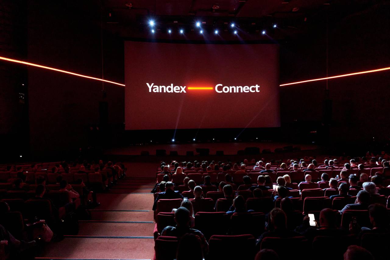 Яндекс 360 новые ИИ фичи в Таблицах и Почте На конференции Yandex Connect представили обновления для Яндекс 360 Теперь в Таблицах можно работать через промпты структурировать данные и переводить тексты без формул В Почте ИИ поможет сортировать письма и находить важные сообщения Также ИИ добавят в Телемост для создания удобных выжимок из встреч Вскоре появятся чаты благодаря интеграции с Мессенджером   Илон Маск