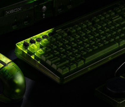 8BitDo представила клавиатуру Retro 87 Mechanical Keyboard и мышку Retro R8 Mouse в дизайне Xbox  8BitDo представила очередную тематическую клавиатуру. Новинка называется Retro 87 Mechanical Keyboard — Xbox Edition. Дизайн вдохновлен первым Xbox, который, помимо обычной модели, выходил в прозрачном зеленом корпусе. В похожем кейсе поставляется и клавиатура.  Читать далее