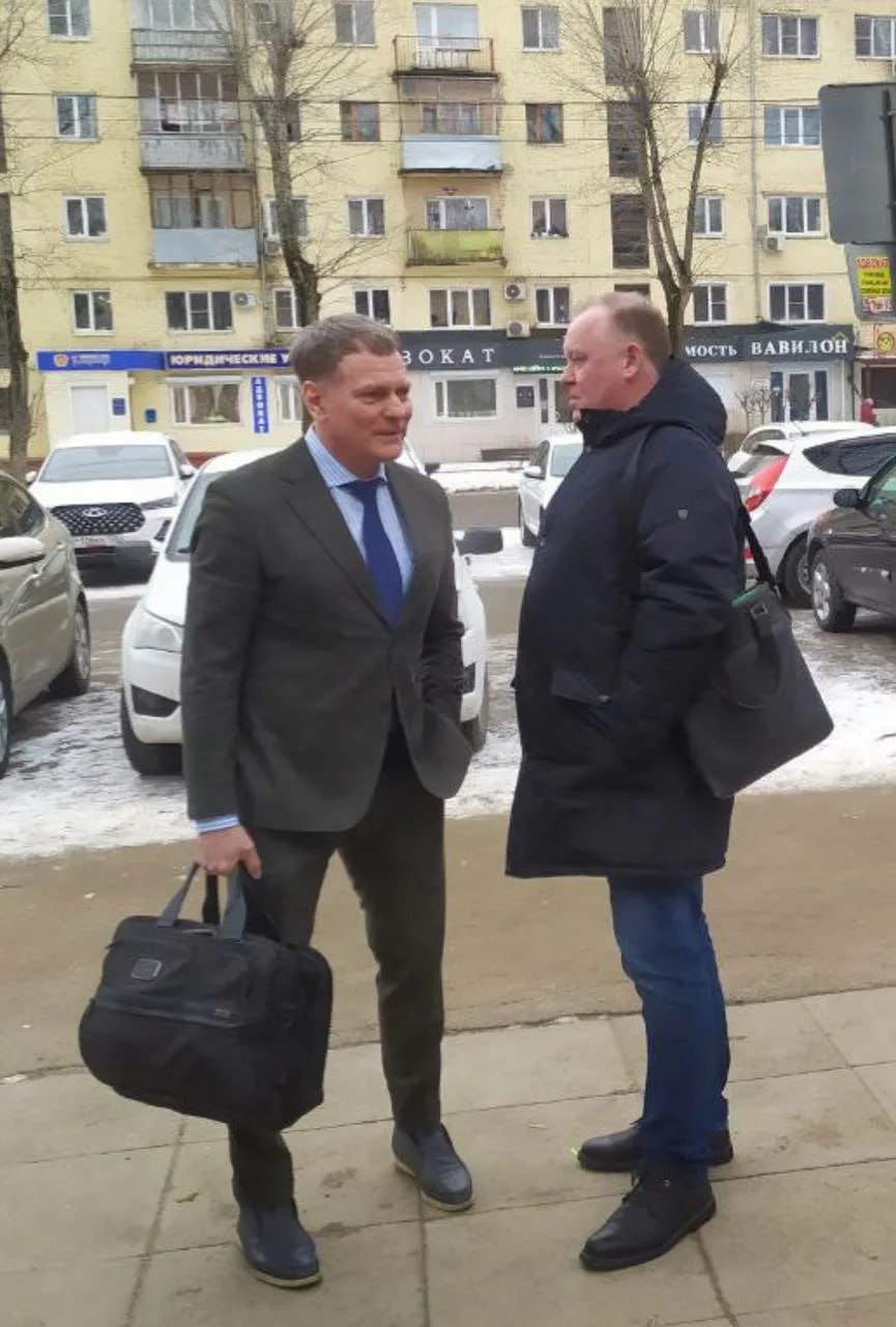 Решением суда депутат Воронежской облдумы Андрей Прытыкин, глава ГК «Русский аппетит», заключён под стражу по ходатайству следствия. 291-я статья УК РФ, дача взятки. Очень несправедливо. Прытыкин - единственный из девяти депутатов из уголовного дела Бавыкина-Васьковой, кто не сдал Бавыкина-Васькову. Отказался писать заявление. Проявил лучшие человеческие качества.