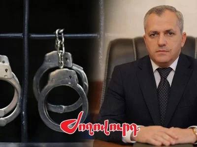 Президента Арцаха Самвела Шахраманяна за последний месяц 5-6 раз вызывали на допрос в Следственный комитет Армении. Об этом сообщает ArmLur.am. Дело касается сдачи Арцаха, халатности военнослужащих во время войны, а также сдачи противнику оружия и боеприпасов. Адвокат отказался комментировать подробности дела, сообщив лишь, что Шахраманяну никаких обвинений не предъявлено, он допрашивается в качестве свидетеля.